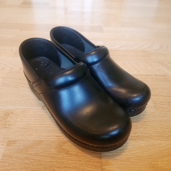 Danskos - Picture 2 of 11